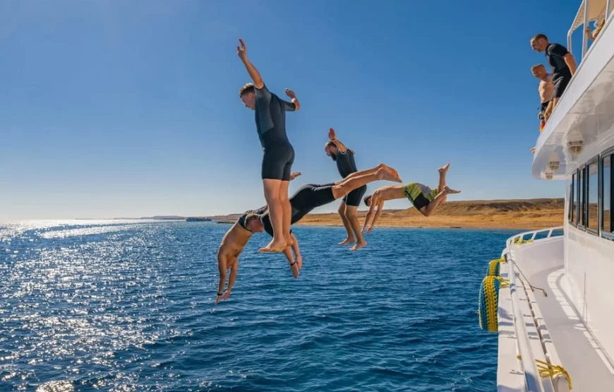 Gita in barca e isola bianca