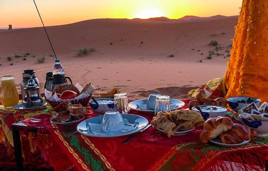 Cena Beduina nel Deserto con Spettacolo e Osservazione delle Stelle (Bedouin Dinner & Star Gazing)