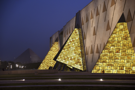 Escursione a Il Cairo in Bus con Visita al Nuovo Grand Egyptian Museum