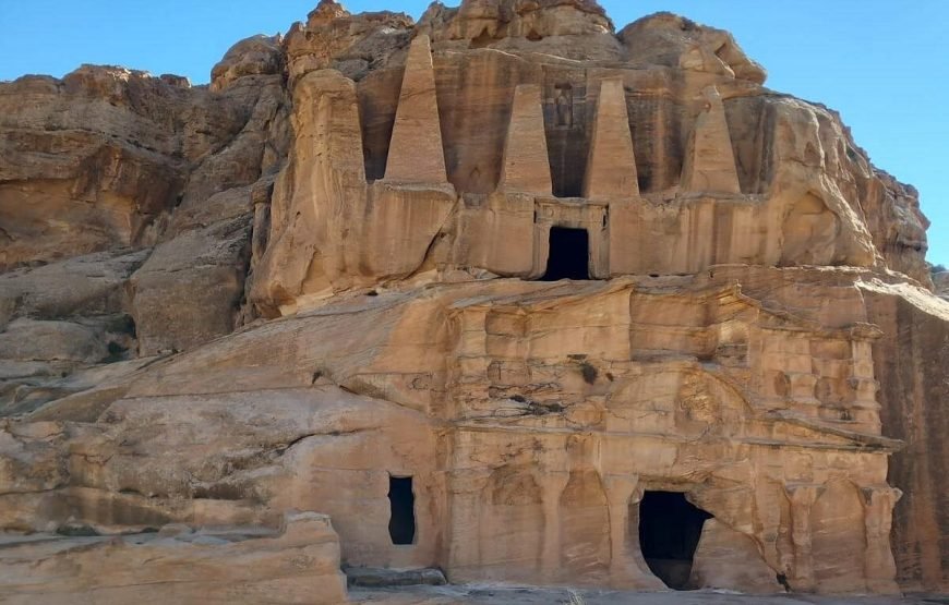 Escursione a Petra in Giordania da Sharm el-Sheikh (In Traghetto o Aereo)