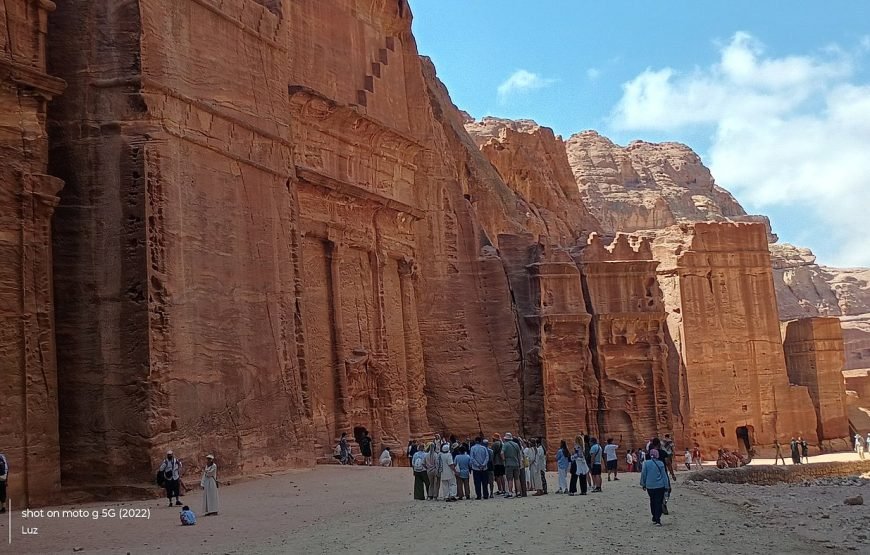 Escursione a Petra in Giordania da Sharm el-Sheikh (In Traghetto o Aereo)