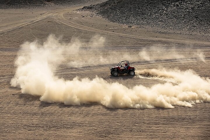 Avventura in Buggy 4×4 nel Deserto al Tramonto (Sunset Buggy Safari)