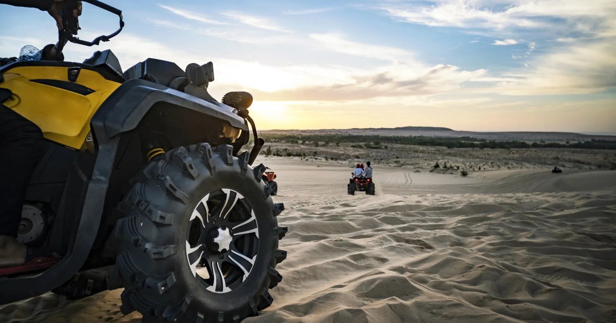 Avventura in Moto Quaddromoto (Quad) nel Deserto all’Alba (Sunrise Quad Safari)